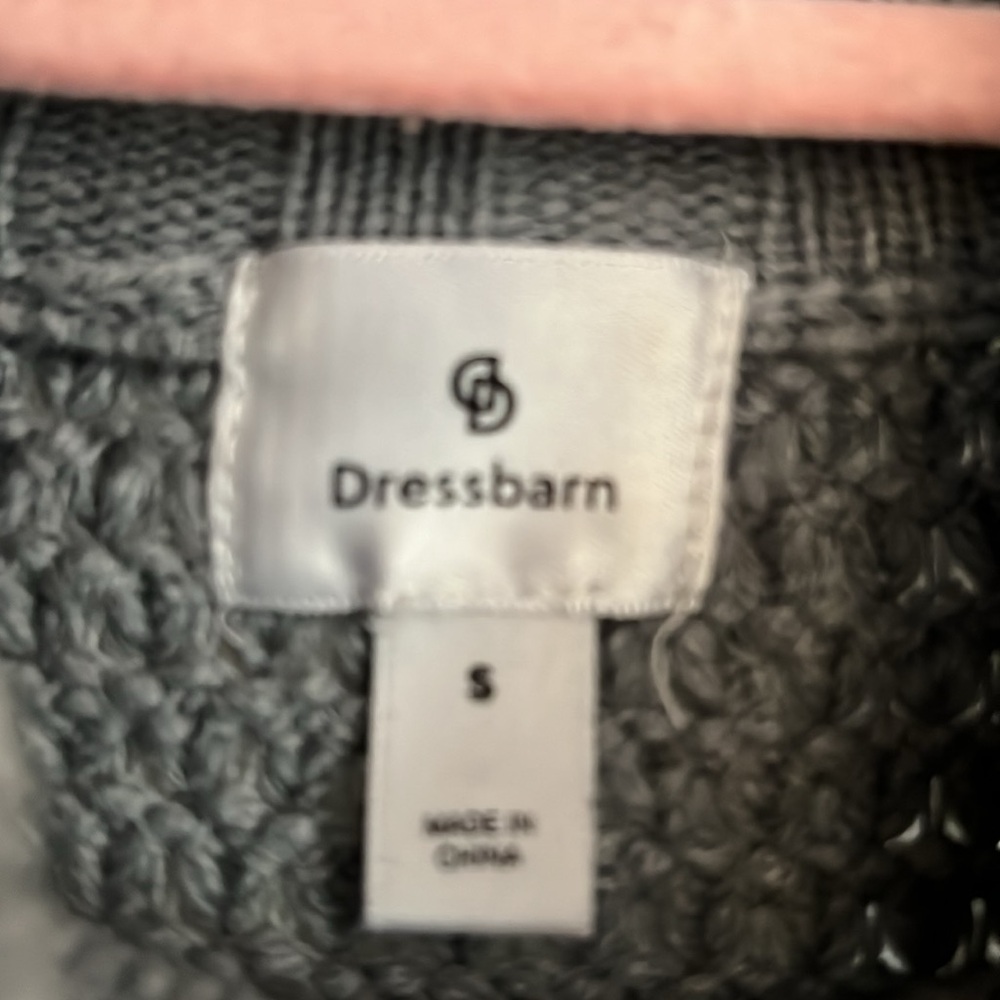 Sweater - Picture 5 of 6